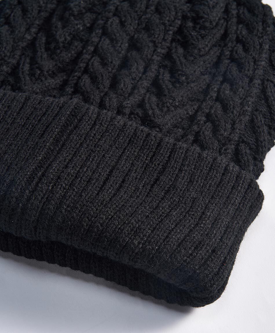 Gorra hombre tejido de trenzas