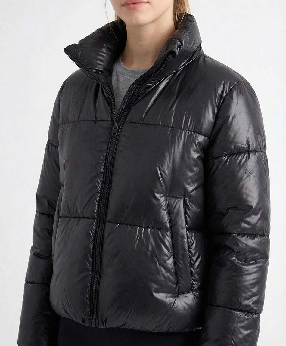 Parka deportiva mujer estilo puffa urbana