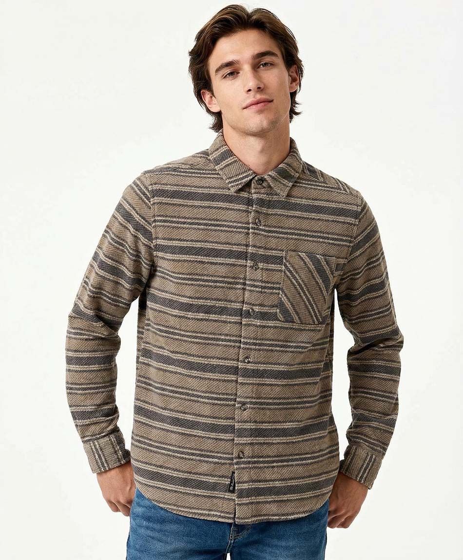 Campera hombre le&ntilde;adora l&iacute;neas