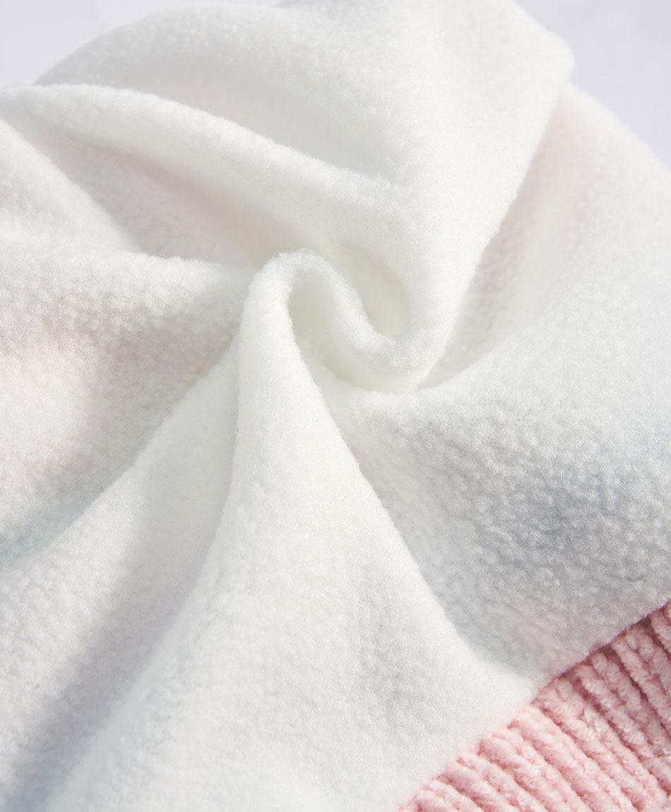 Gorro infantil l&iacute;neas pomp&oacute;n