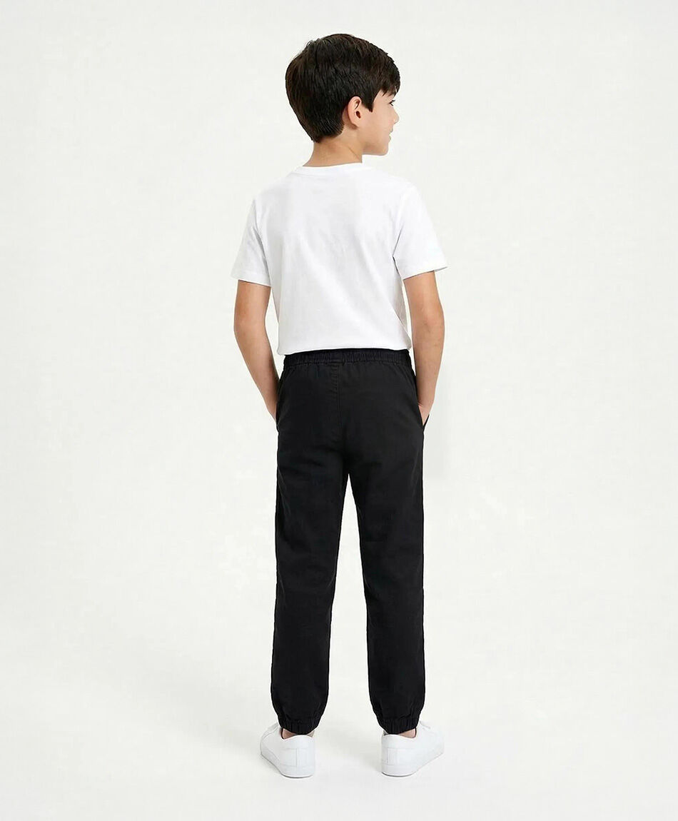 Pantal&oacute;n ni&ntilde;o cargo negro
