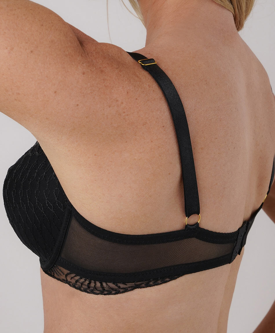 Corpi&ntilde;o mujer dise&ntilde;o encajes