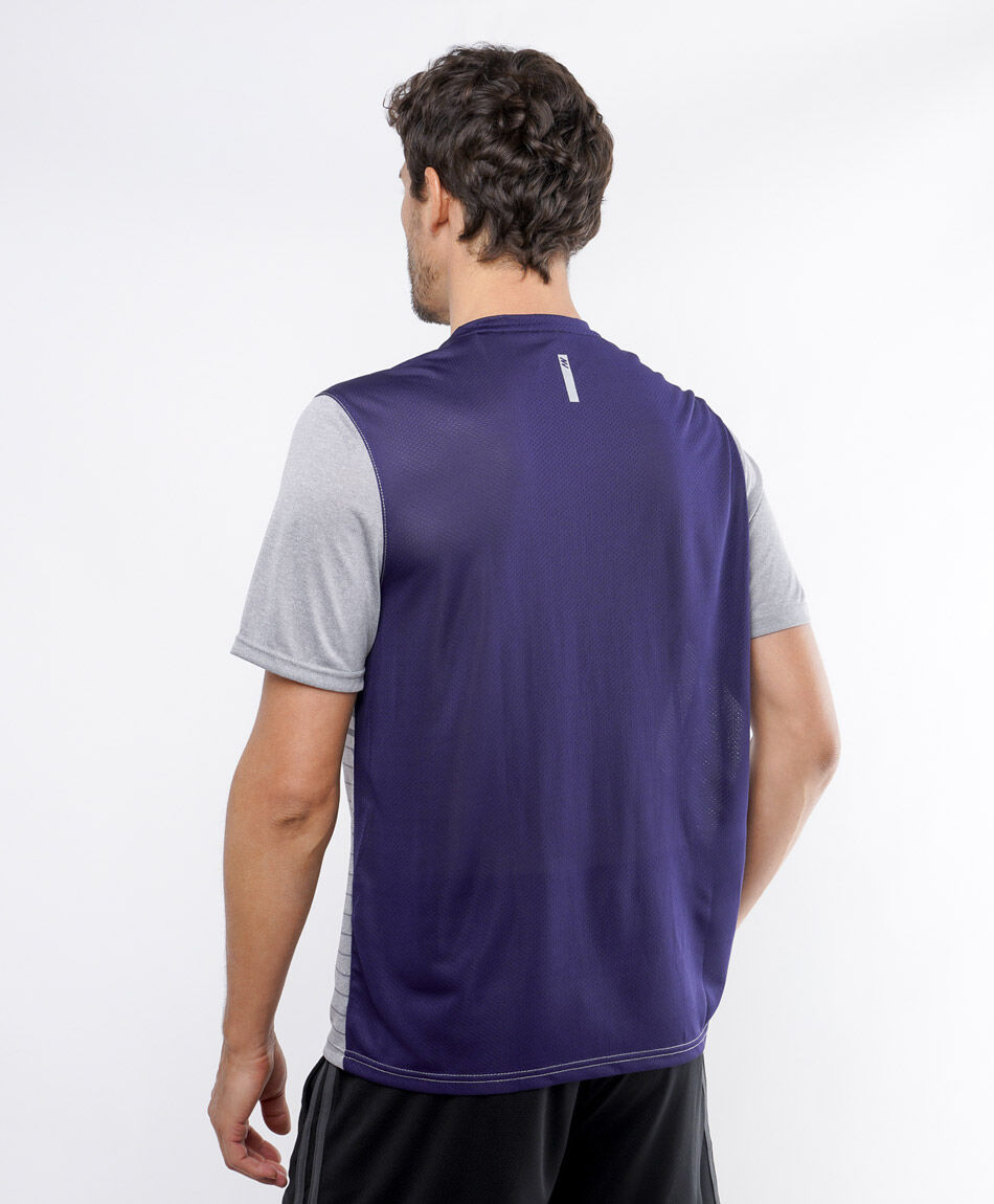 Remera deportiva hombre l&iacute;neas color