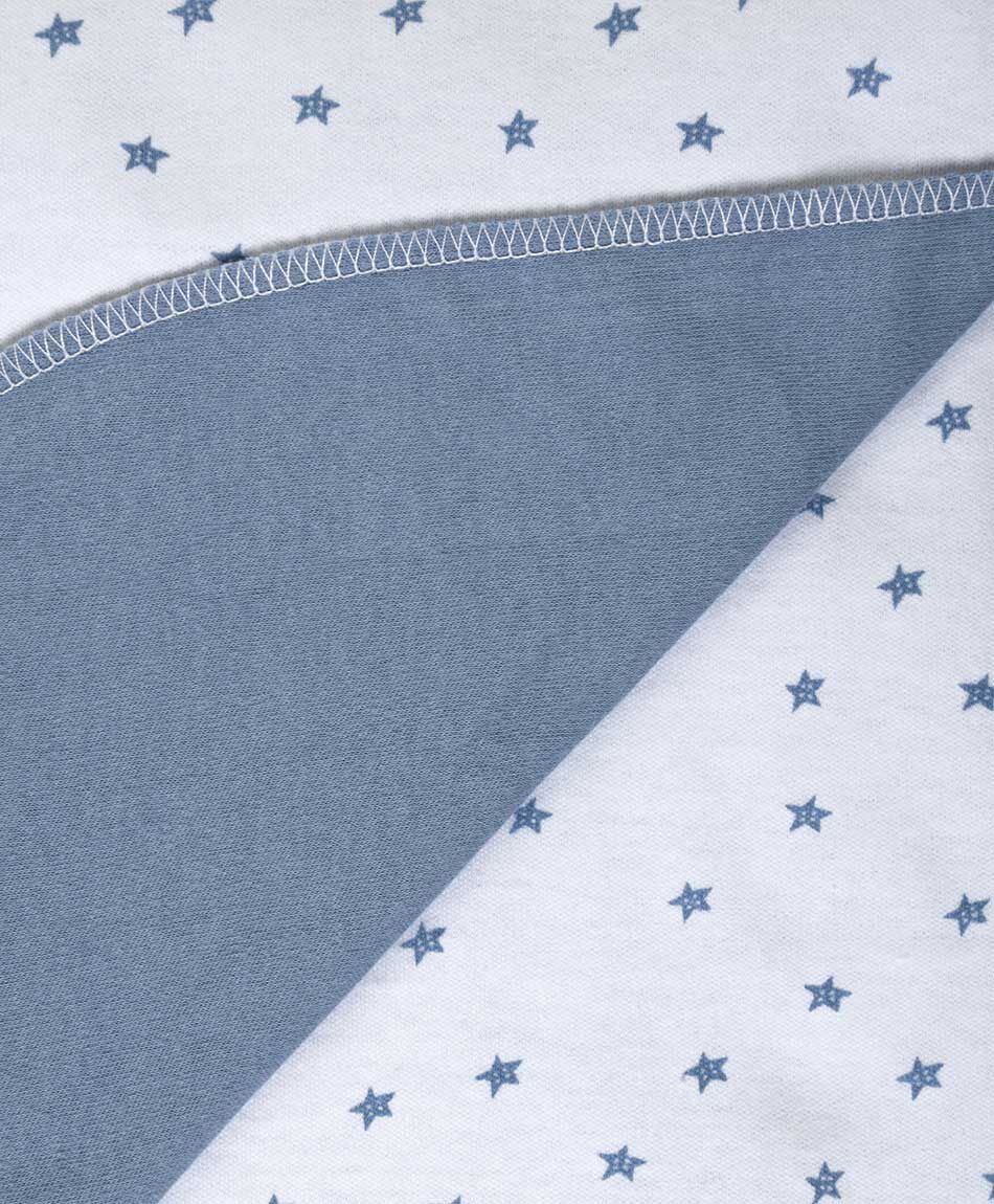 Manta beb&eacute; reversible azul estrellas