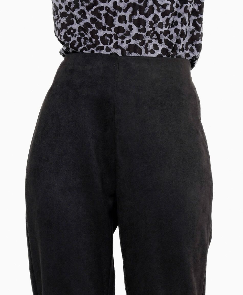 Pantal&oacute;n mujer negro tiro alto