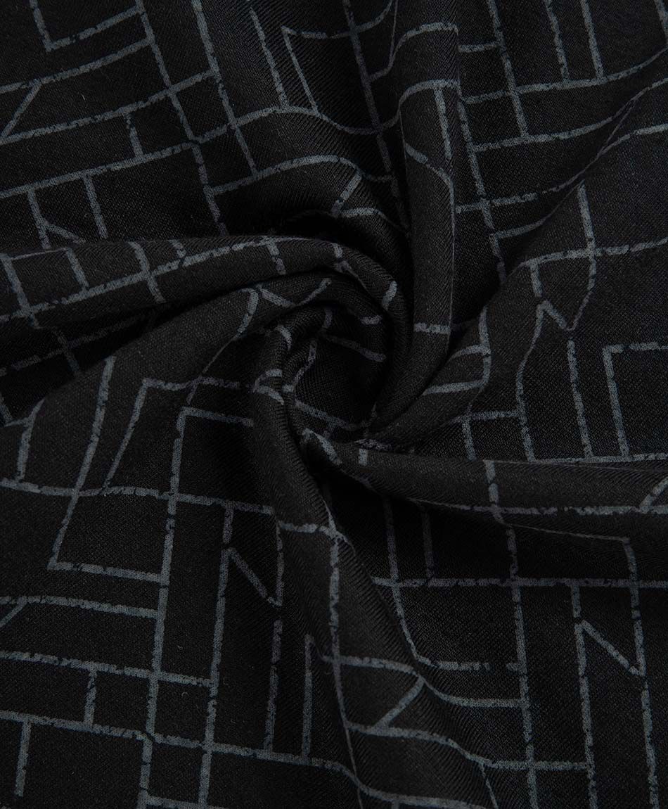 Remera hombre cuello polo negro noche