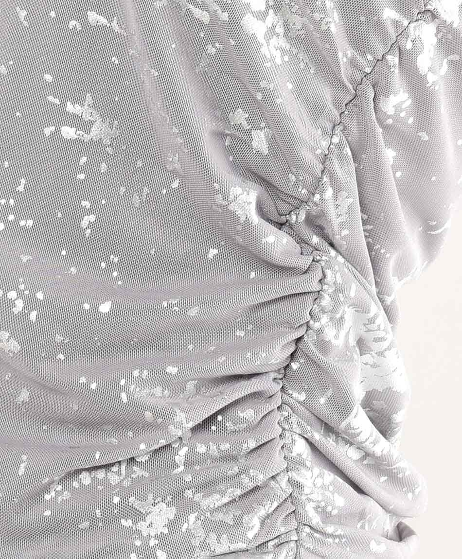 Remera mujer brillos plateados