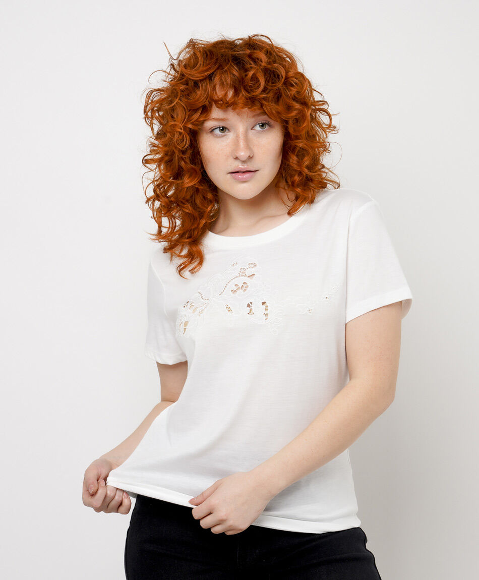 Remera mujer bordado calado