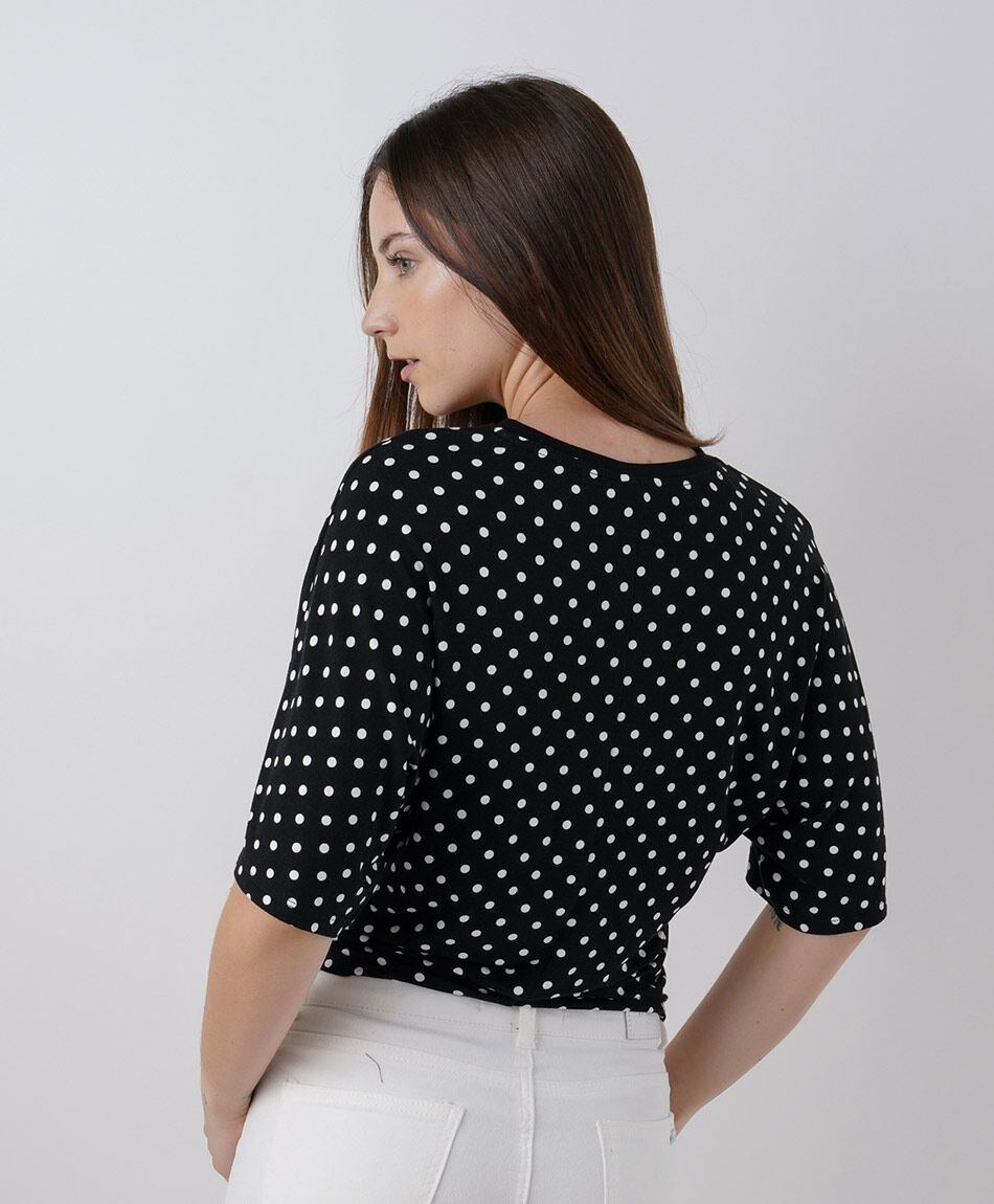 Remera mujer lunares