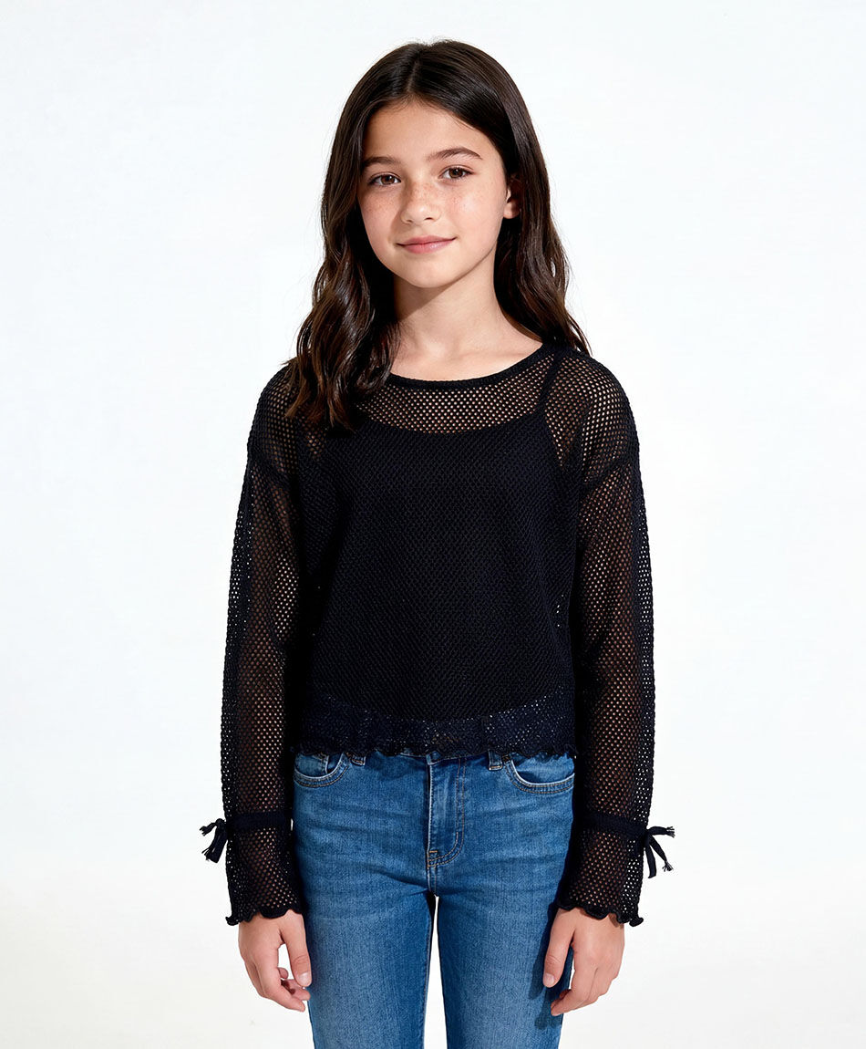 Remera ni&ntilde;a calada negro