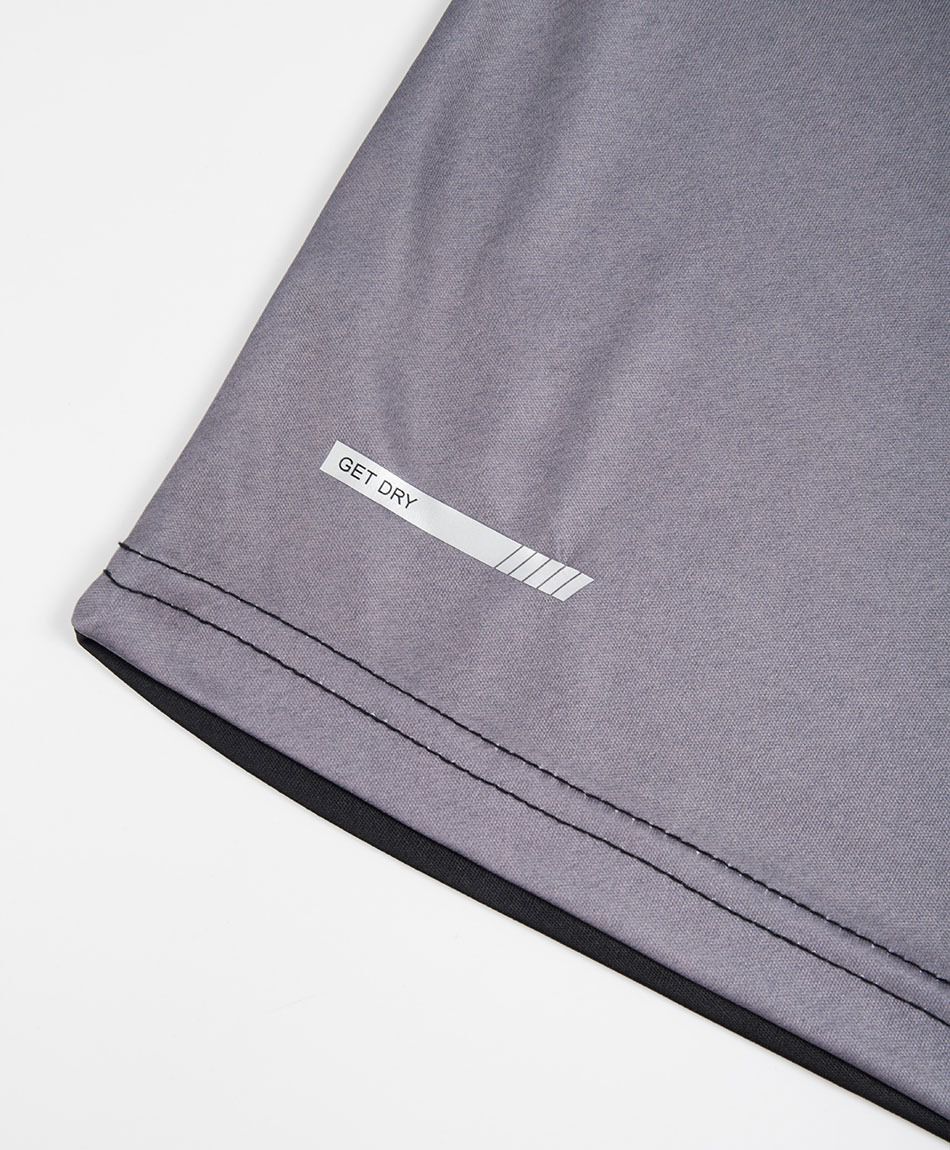 Polera deportiva hombre degrad&eacute; negra
