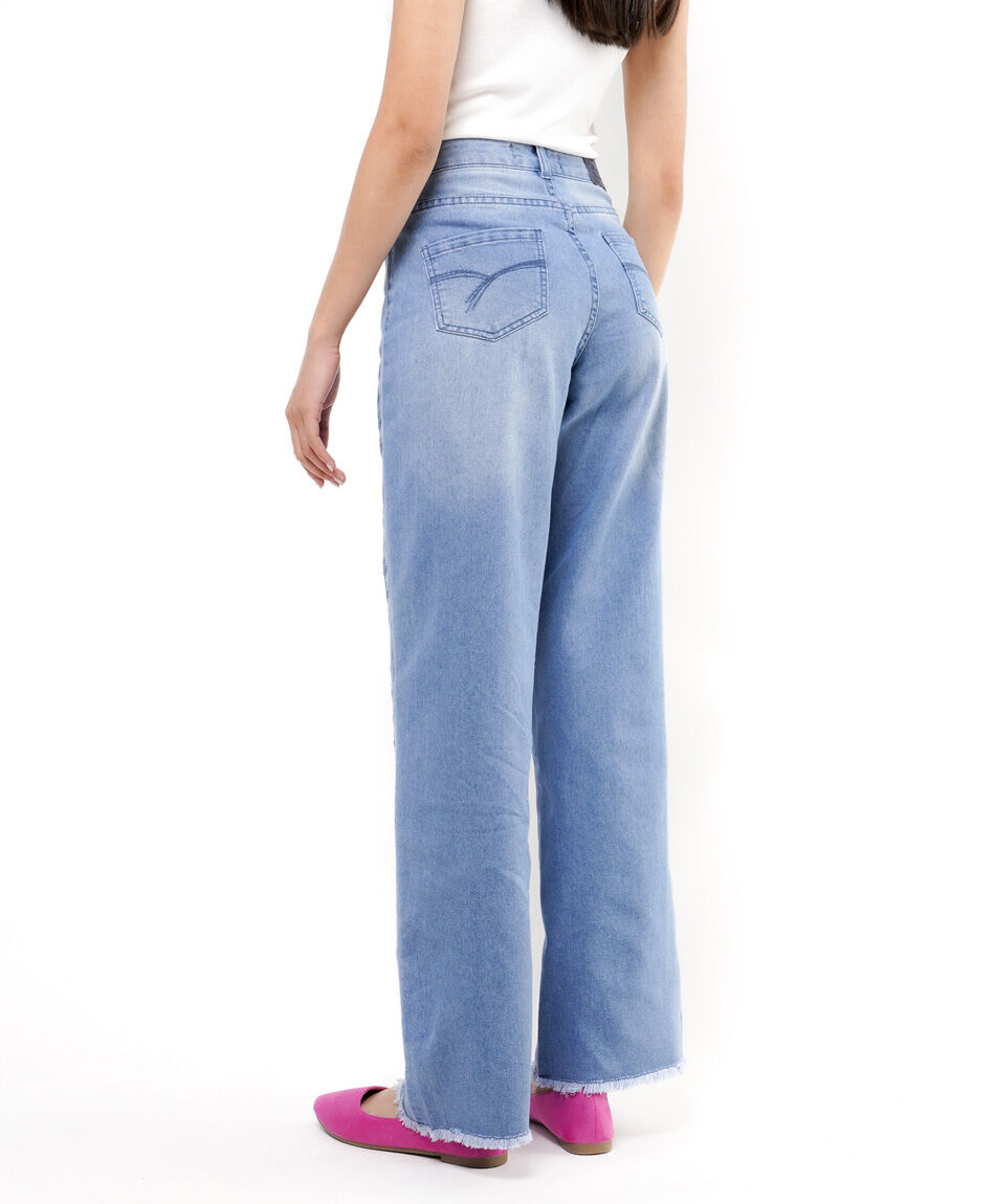 Jeans mujer dise&ntilde;o bordado