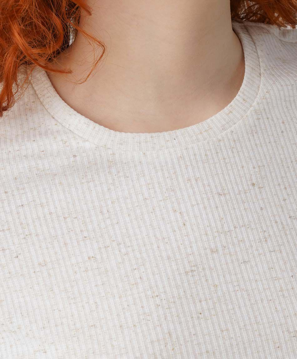 Remera mujer textura rib lino