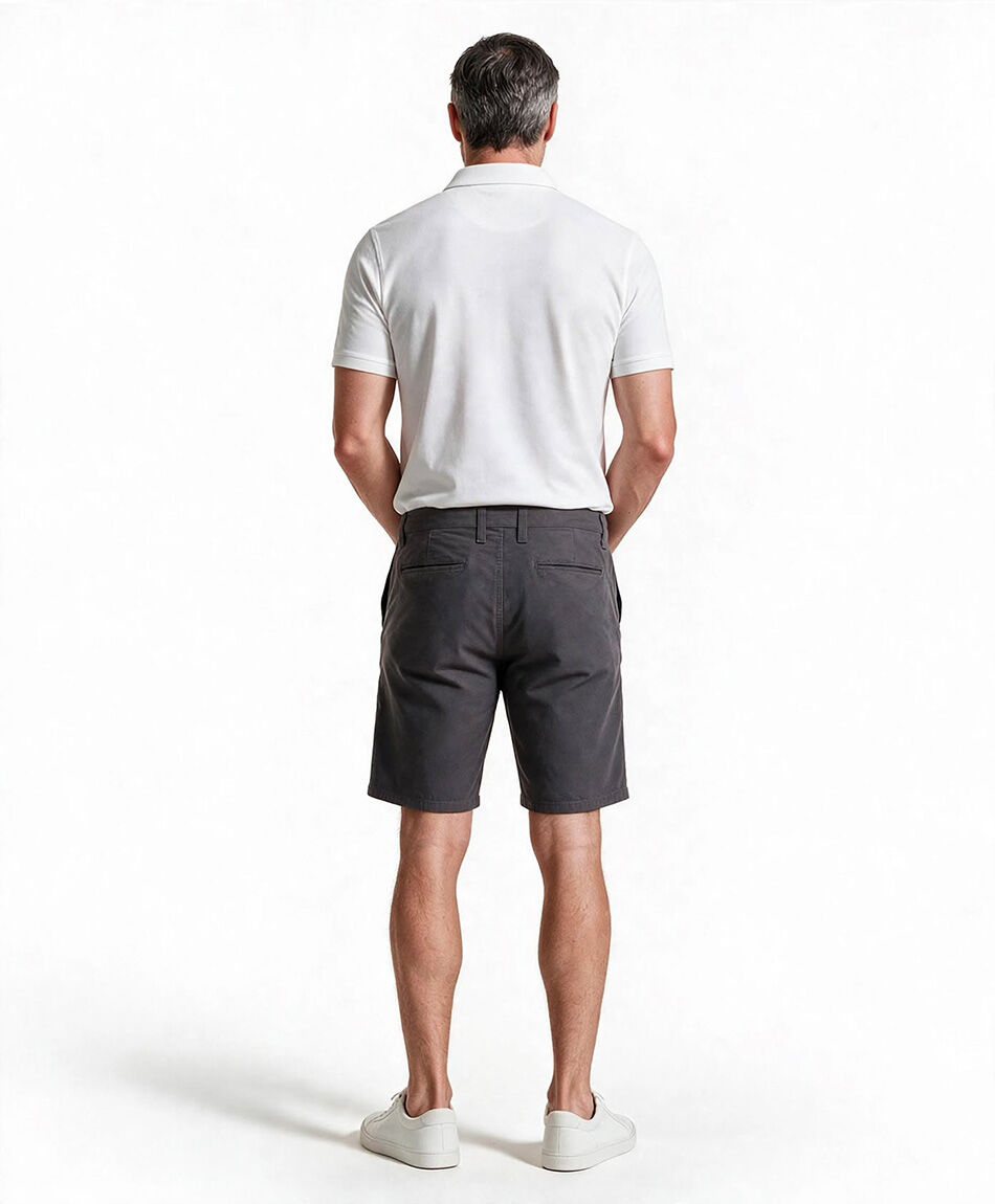 Short hombre gris