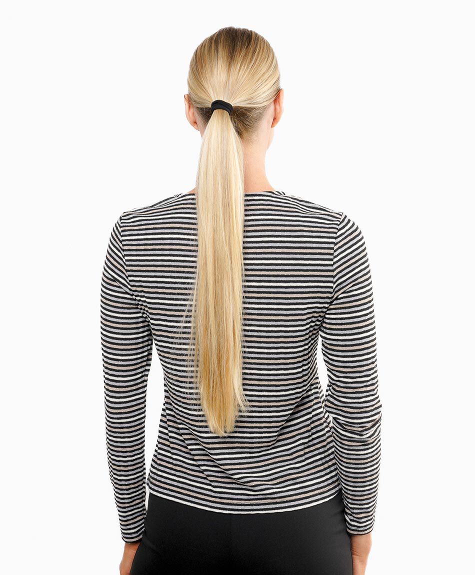 Remera mujer cl&aacute;sica rayas blanco y negro