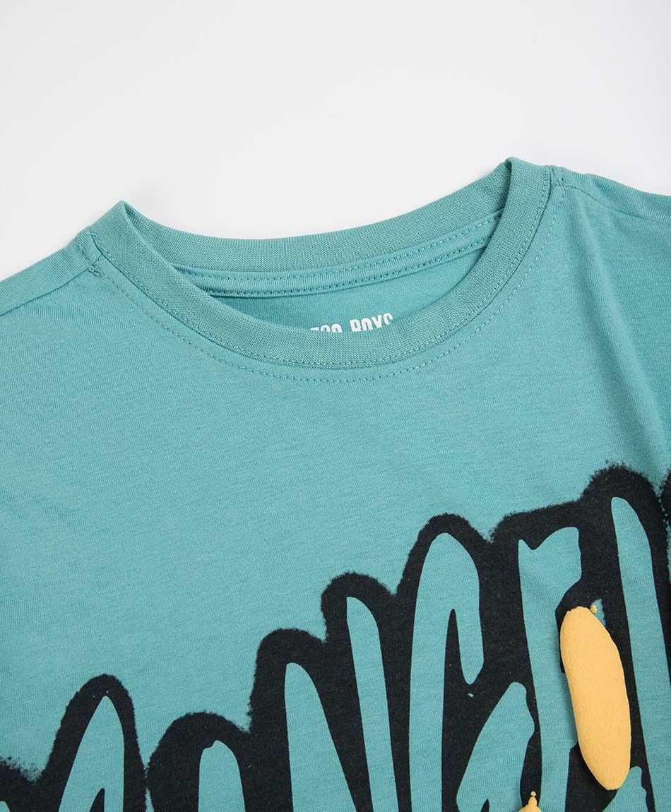 Remera ni&ntilde;o frase graffiti