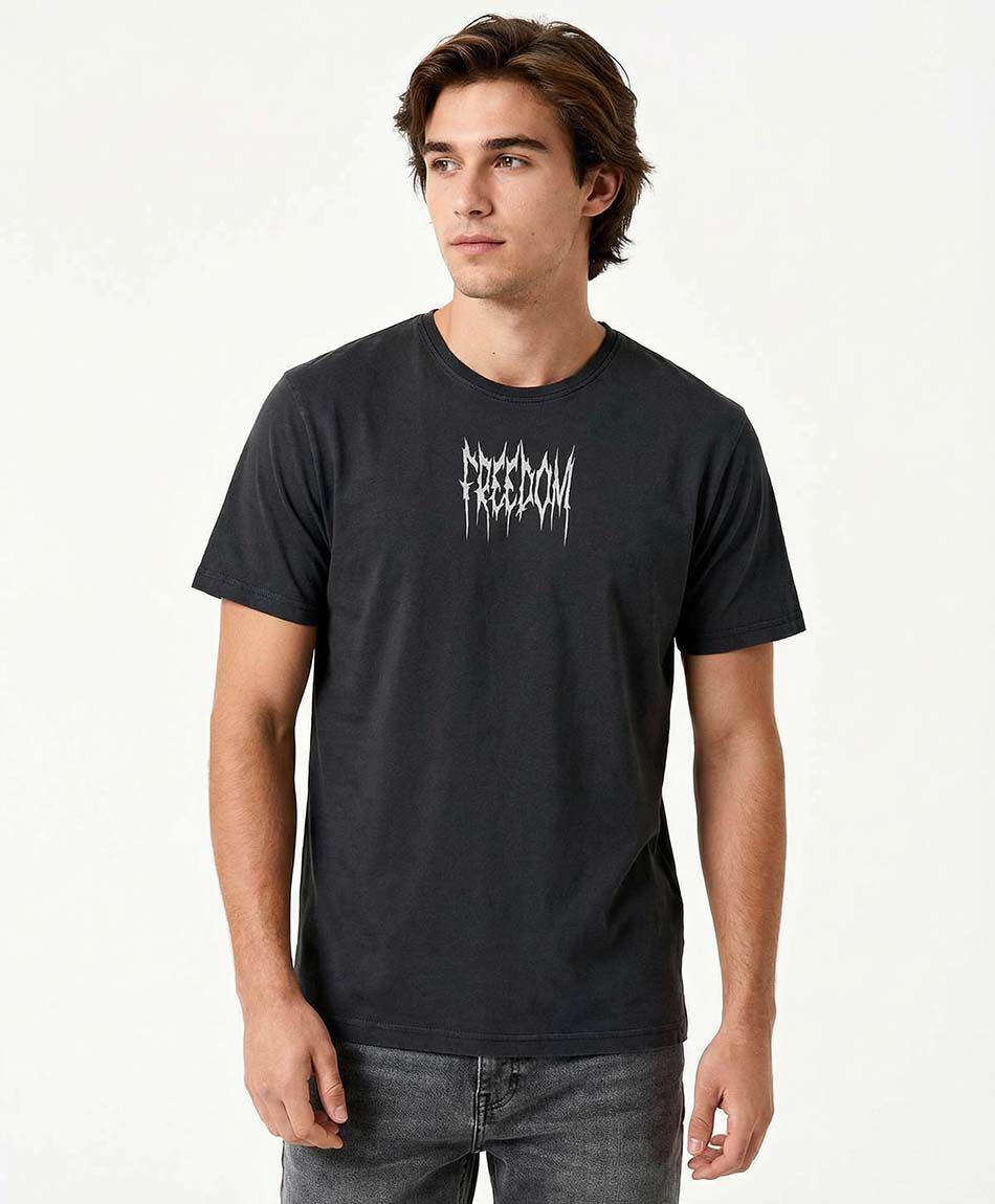 Remera hombre night of freedom