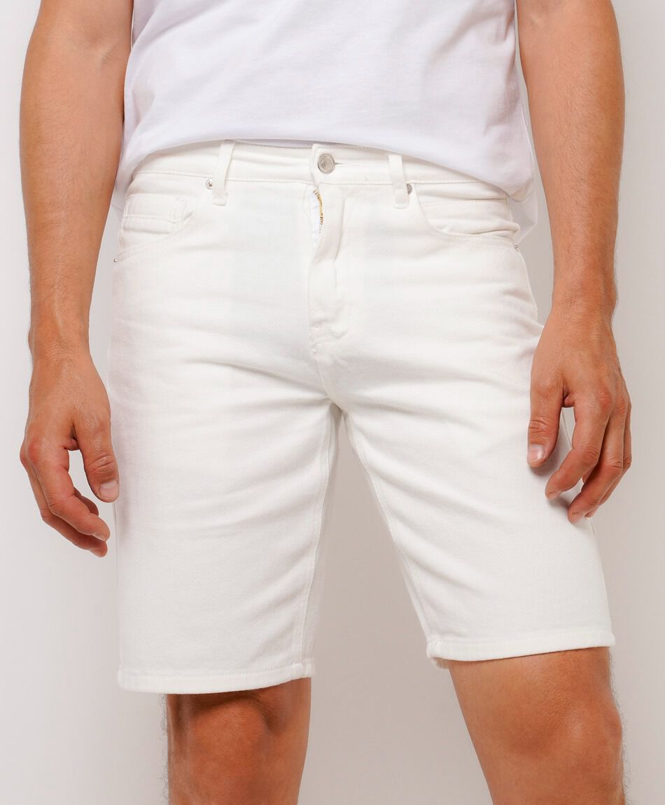 Bermuda hombre blanca