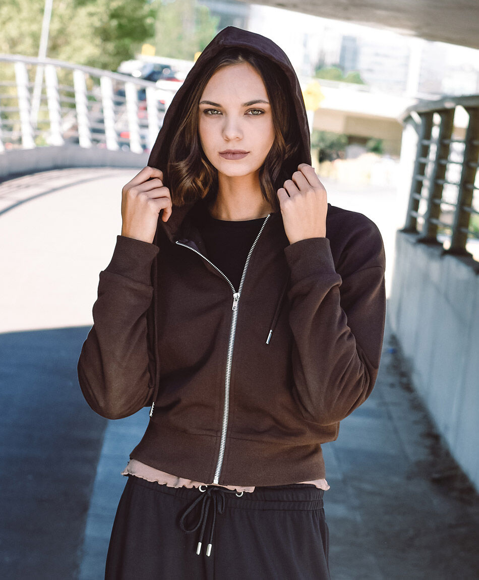 Buzo mujer caf&eacute;