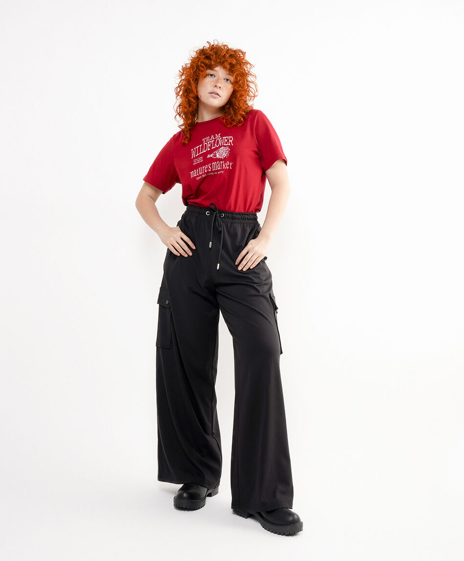 Pantal&oacute;n mujer cargo tiro alto