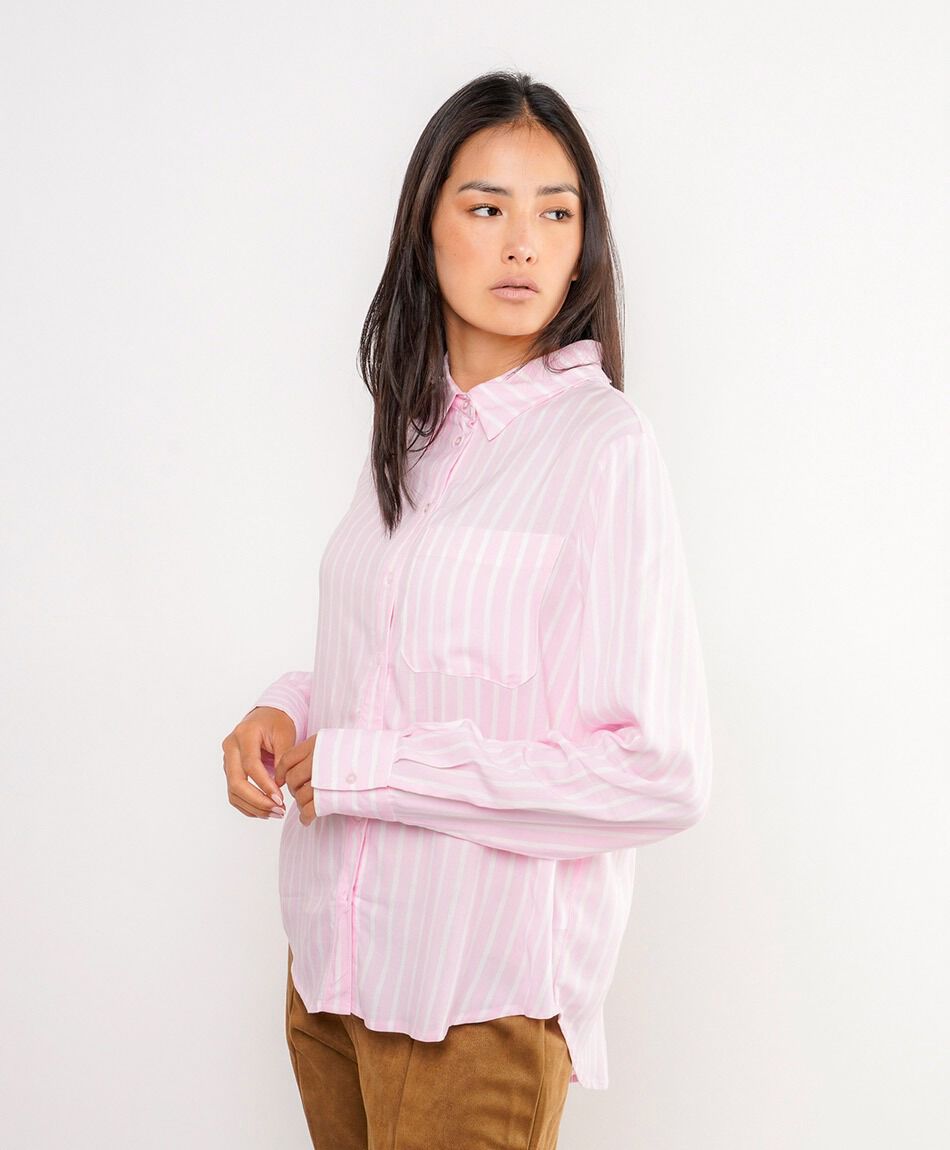 Camisa mujer estilo rom&aacute;ntico