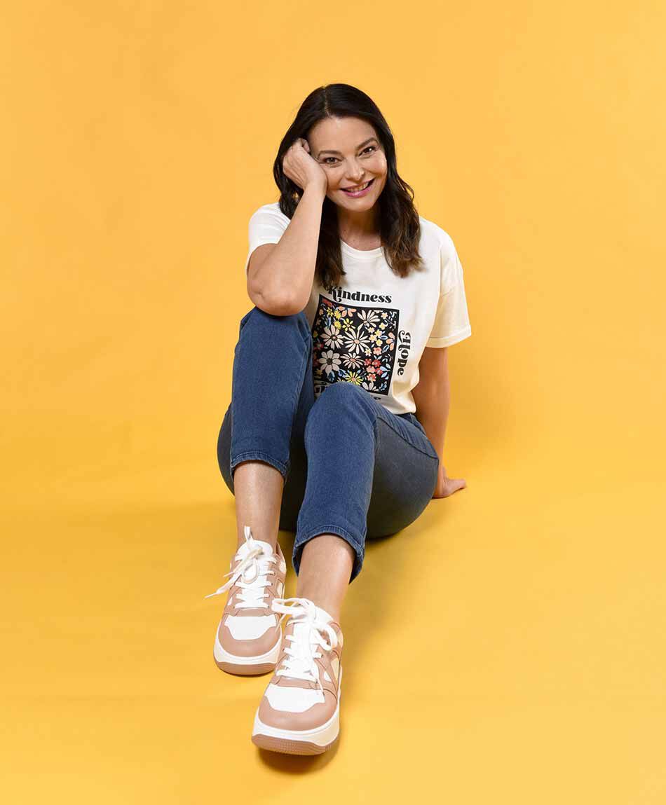 Zapatilla bicolor planaforma