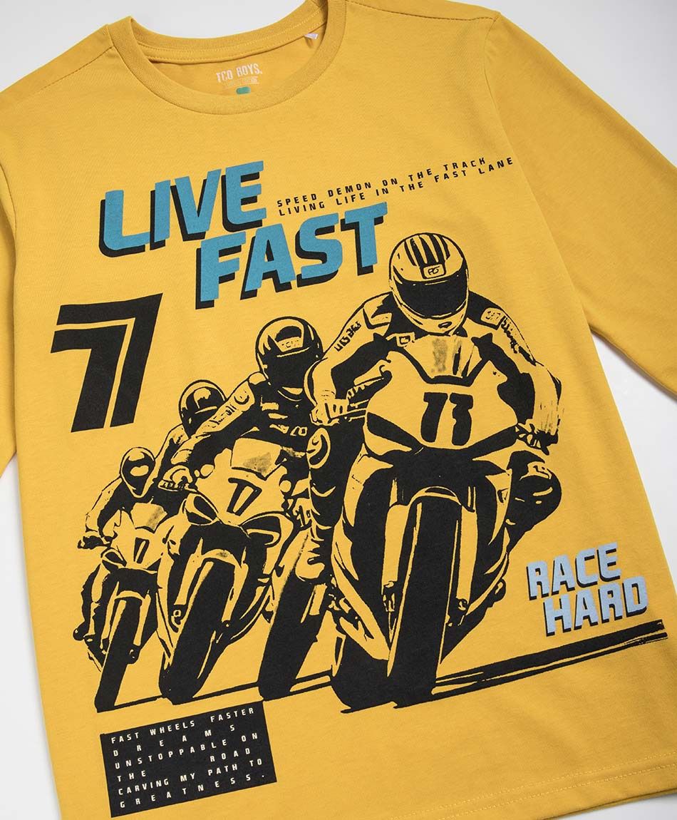 Remera ni&ntilde;o estampado live fast