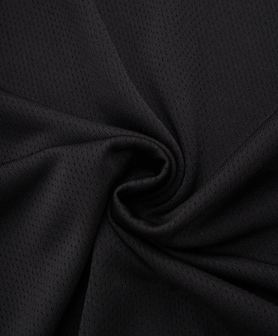 Polera deportiva hombre lisa negra