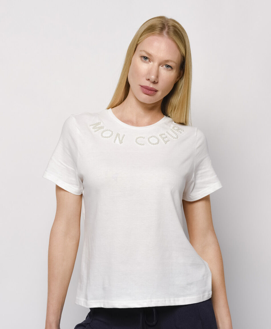 Remera mujer frase perlas