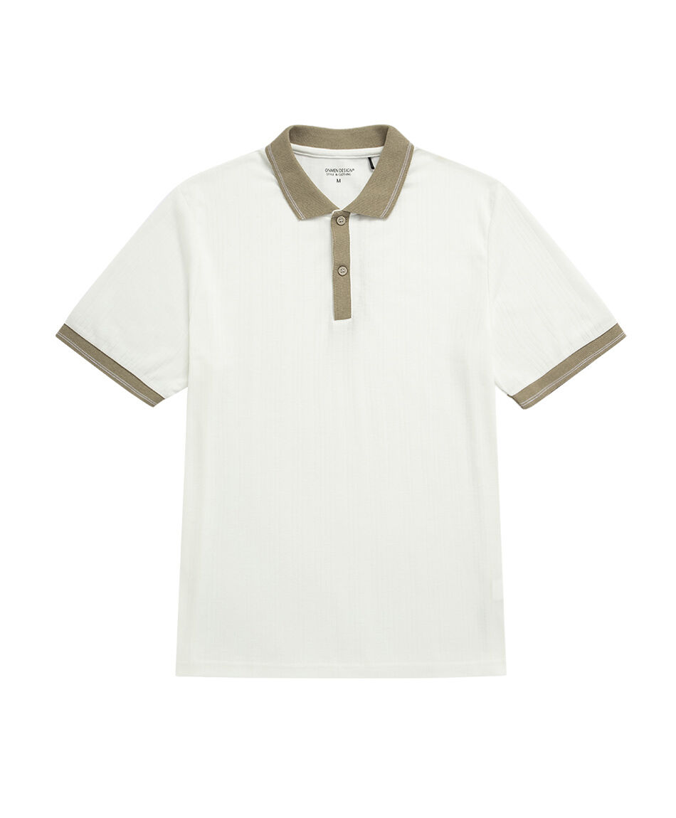 Remera hombre cuello polo estilo minimalista