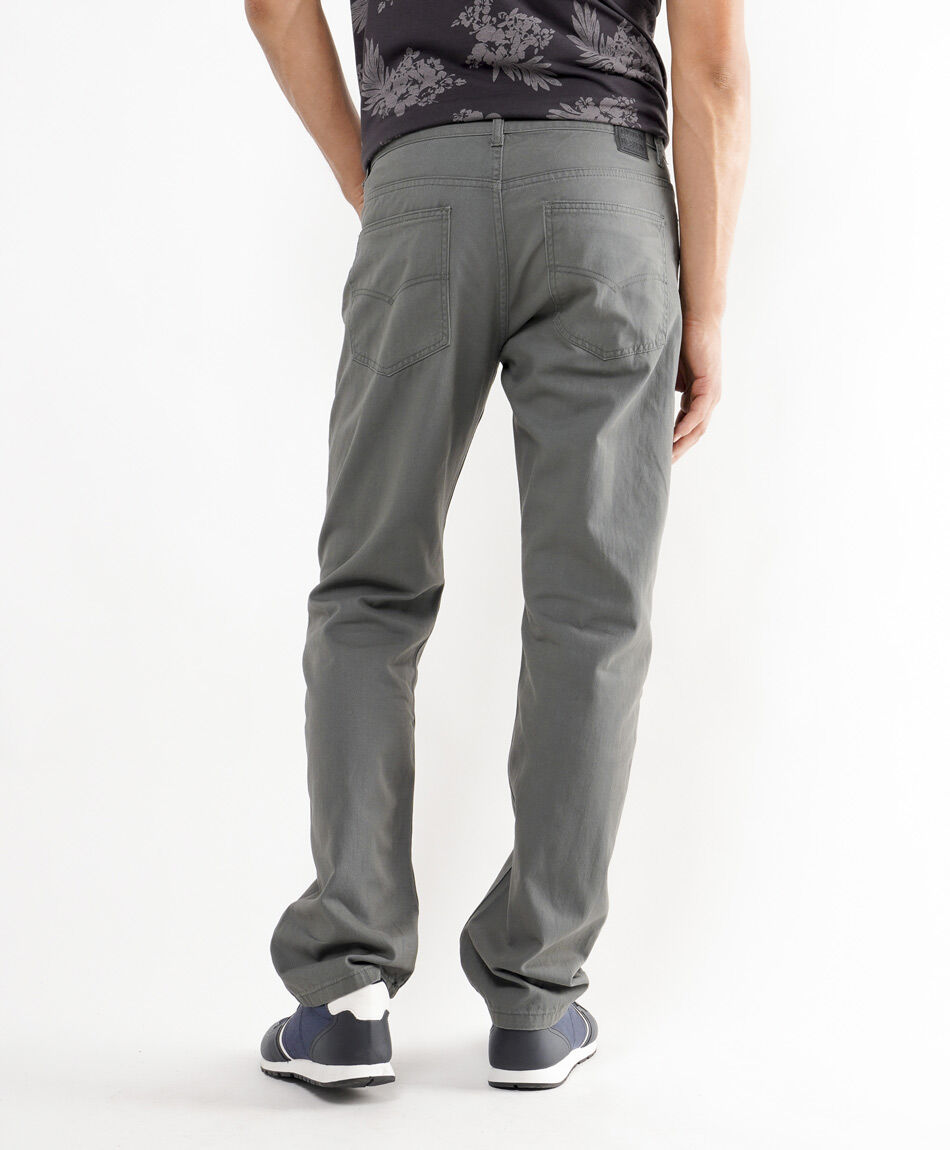 Pantal&oacute;n hombre b&aacute;sico liso