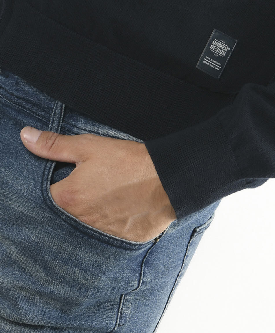 Sweater hombre cuello medio azul