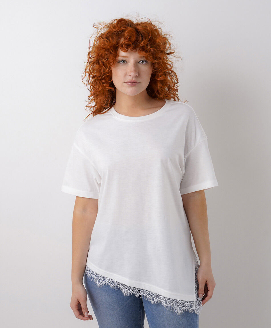 Remera mujer encaje inferior