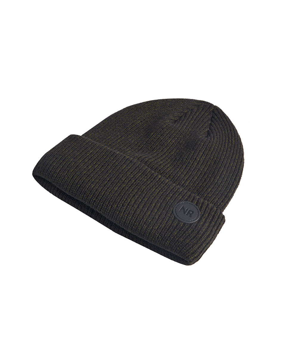 Gorra hombre look versatil