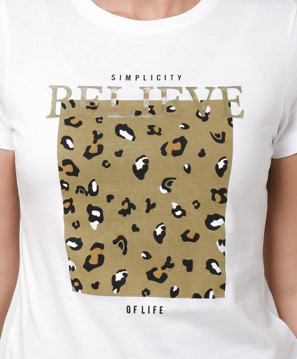 Remera mujer cuadro animal print