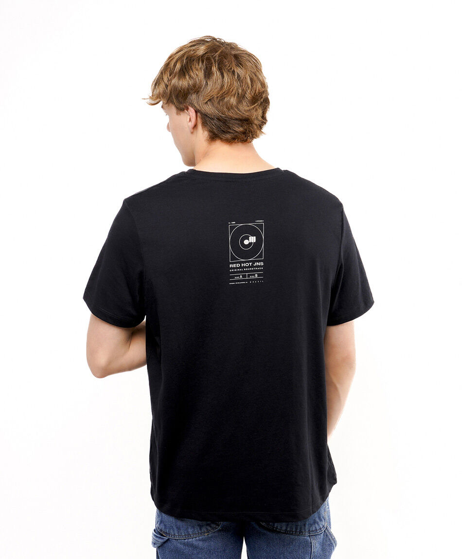 Remera hombre estampado doble red hot