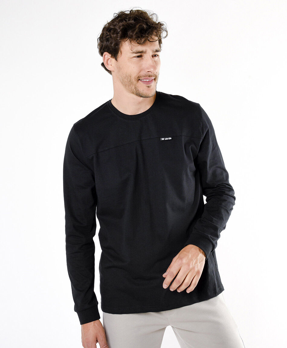 Polera hombre negra manga larga