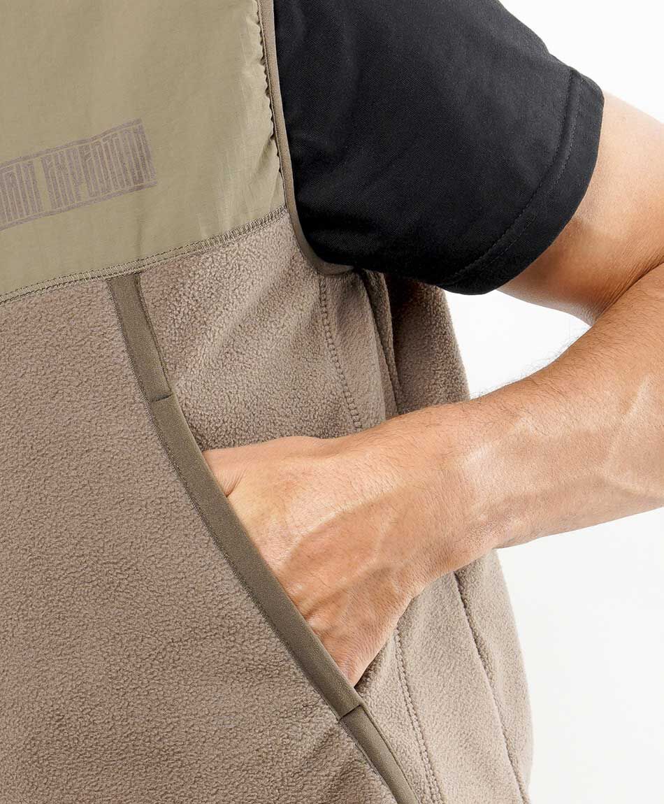 Buzo hombre sin mangas maxi bolsillo