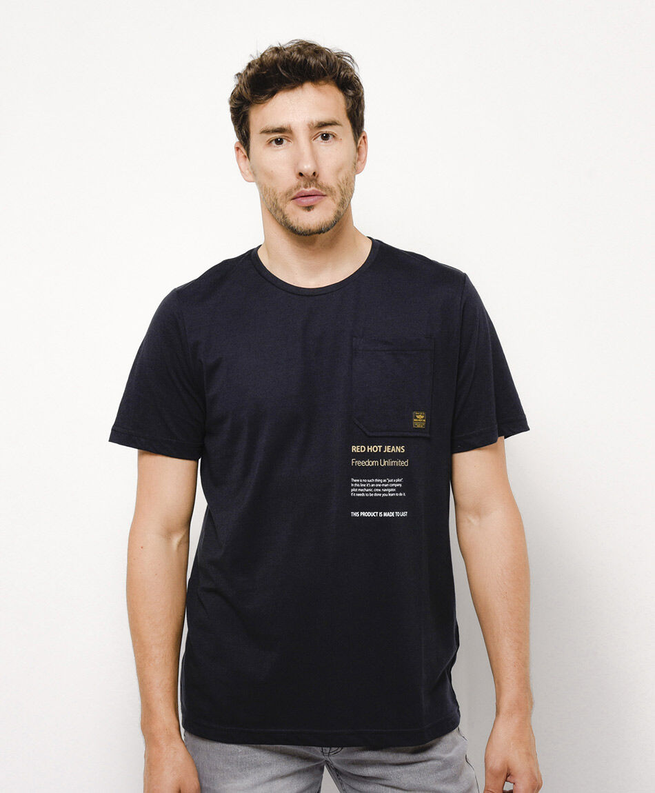 Remera hombre bolsillo frase