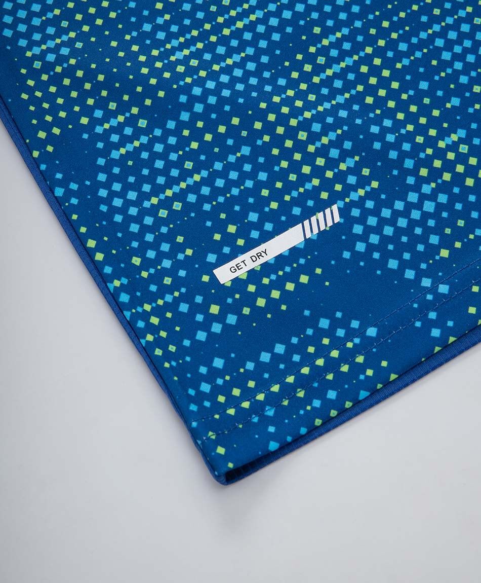 Remera deportiva hombre dise&ntilde;o puntos