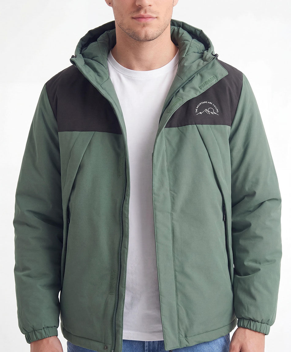Campera hombre outdoor pliegues