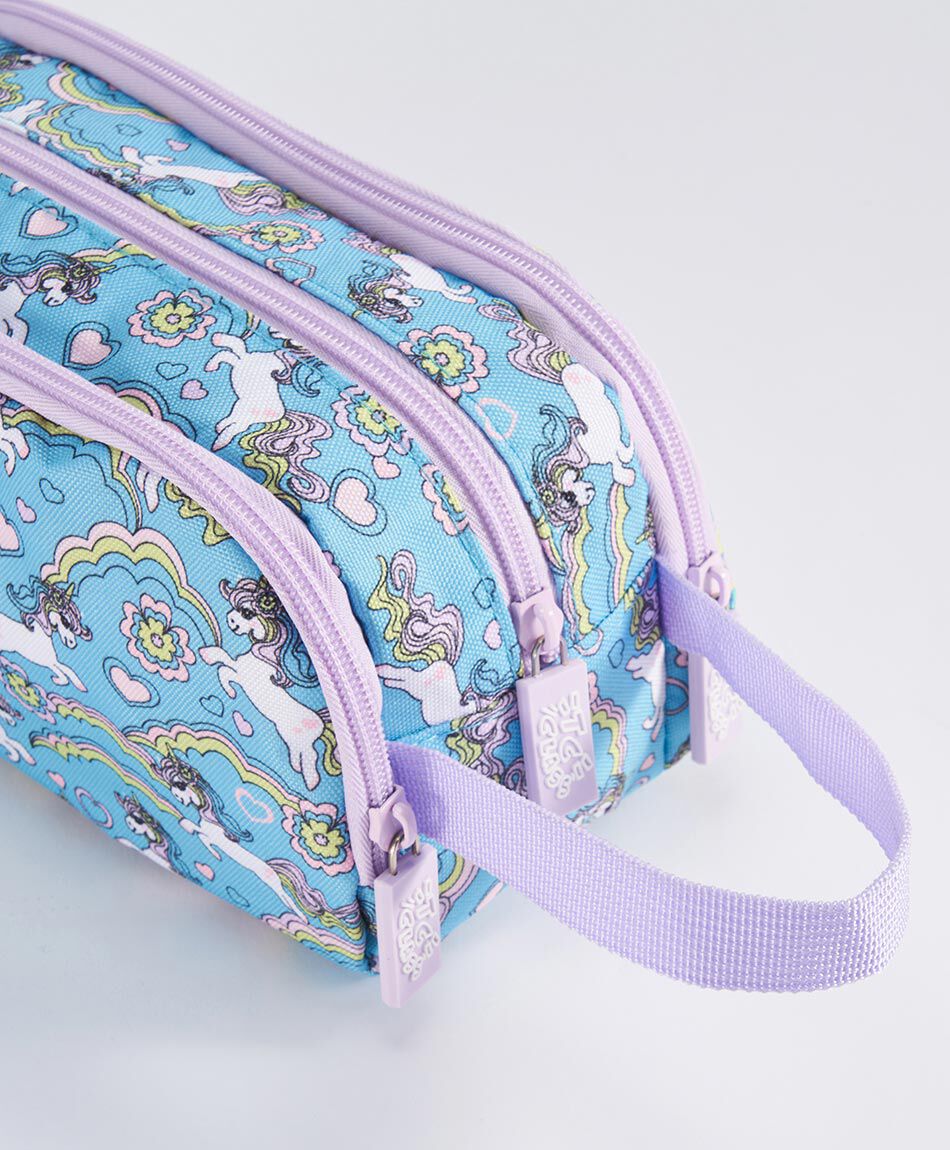 Estuche escolar hologr&aacute;fico