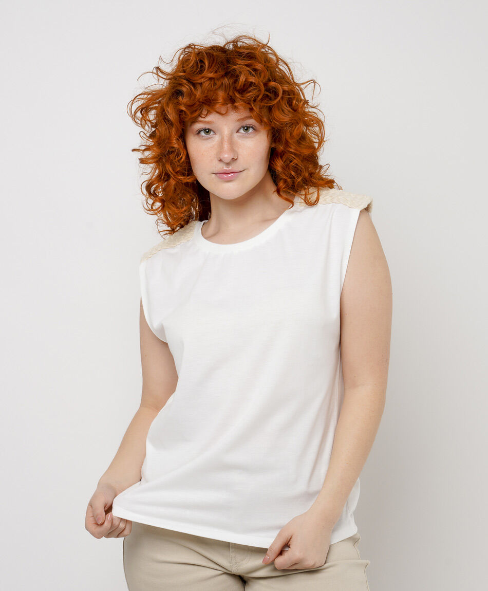 Remera mujer adorno hombros