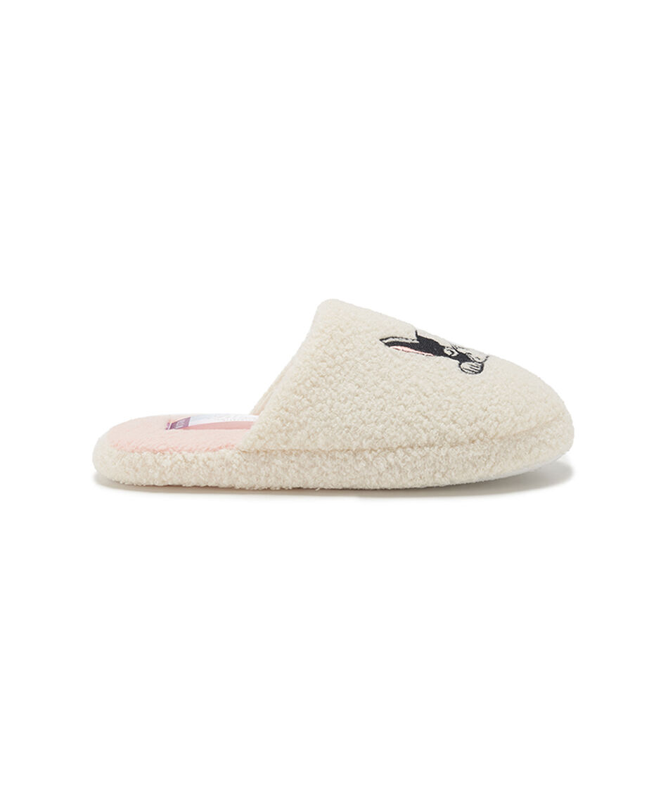 Pantufla mujer perrito durmiendo