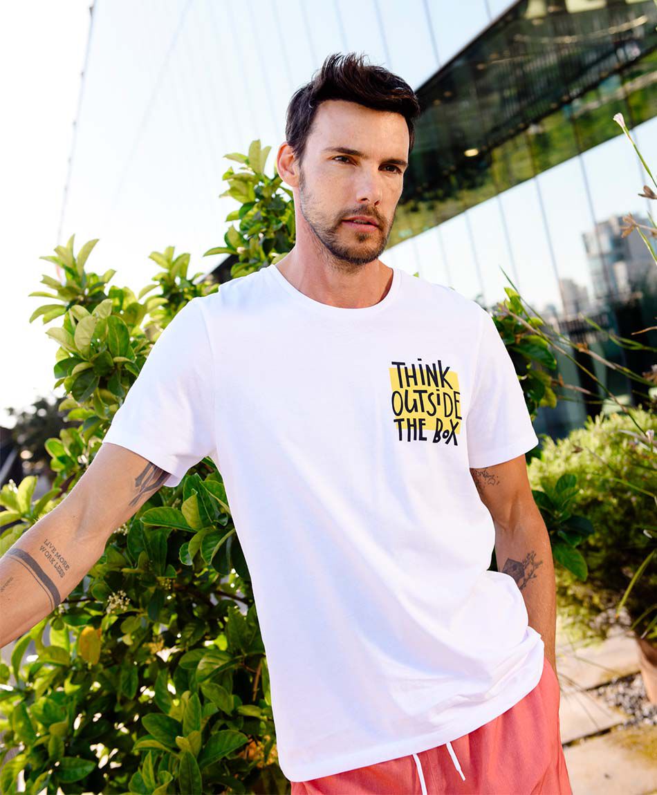 Remera hombre think