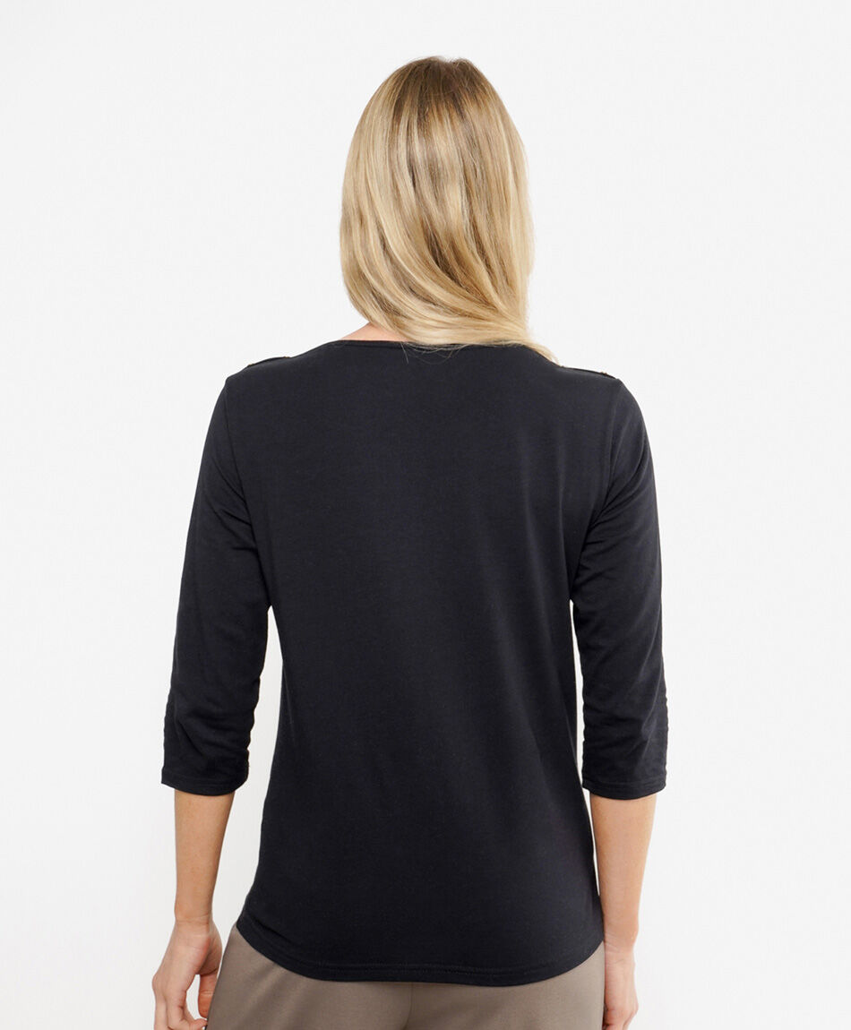 Remera mujer cuello bote botones negra