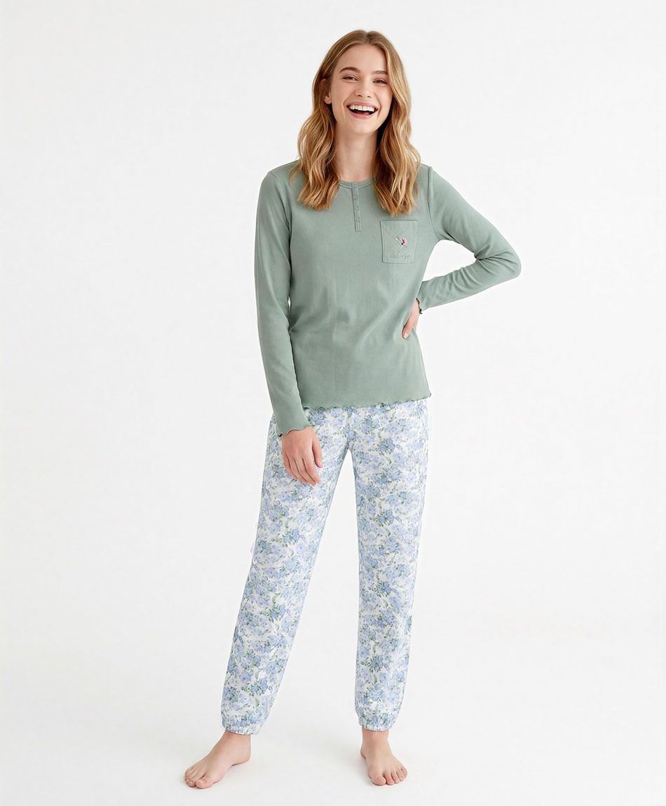 Pijama mujer pantal&oacute;n floreado verde