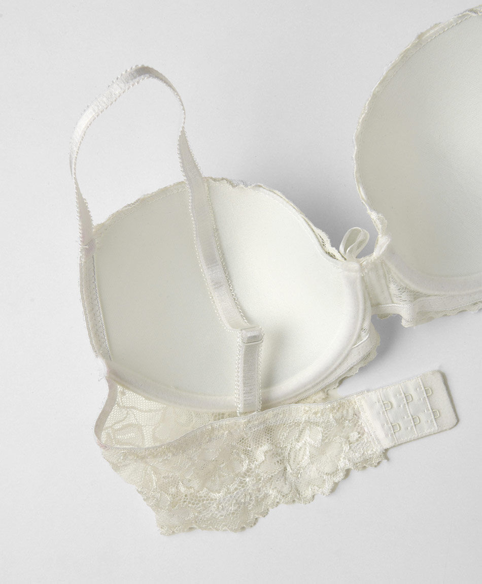 Corpi&ntilde;o mujer encajes