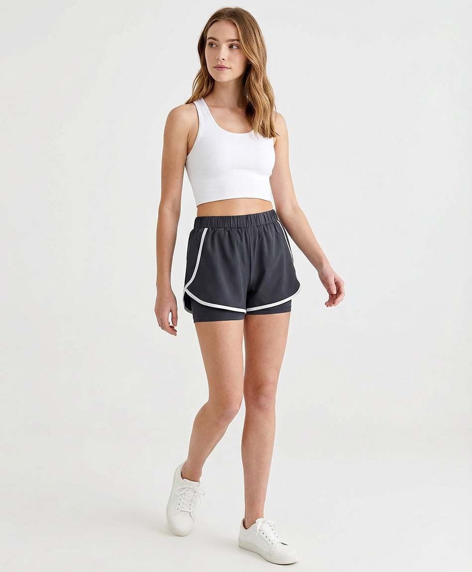 Short deportivo mujer l&iacute;nea blanca