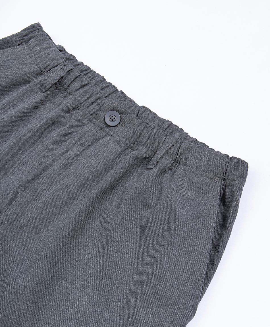 Pantal&oacute;n escolar elasticado gris